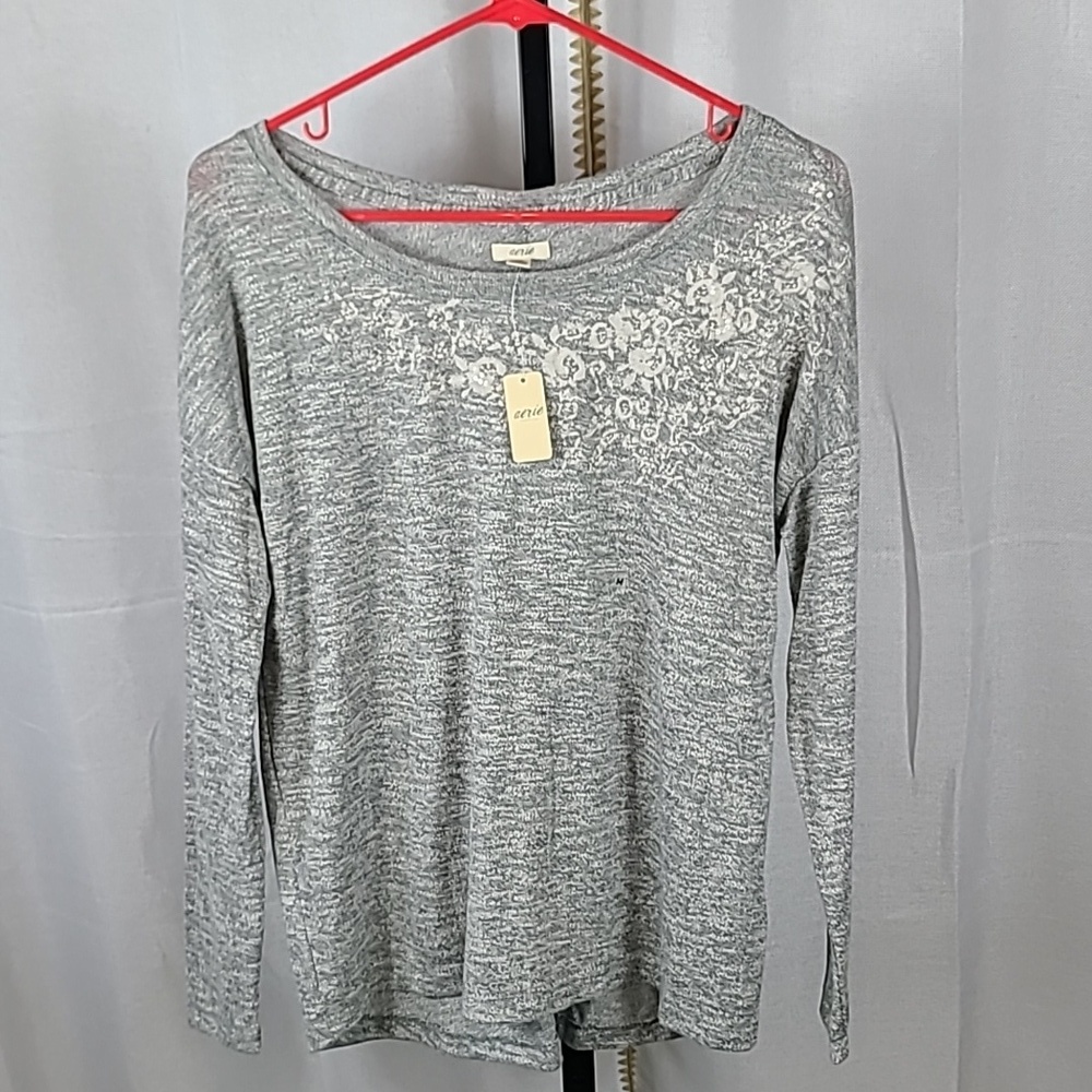 Aerie Women's Meduim Shirt.  New